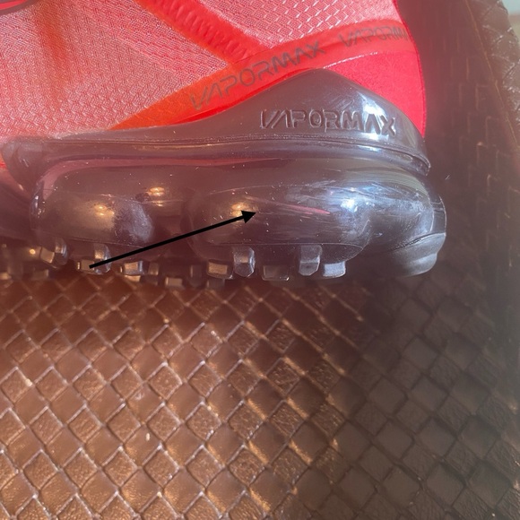 Nike Air VaporMax 2019—-Size 7Y (8.5 womens) - Picture 9 of 13